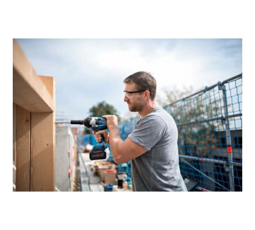 Гайковерт Bosch ударный GDS 18V-1050 H, 18В, 2x5.0 GAL1880 L-Box (0.601.9J8.522)