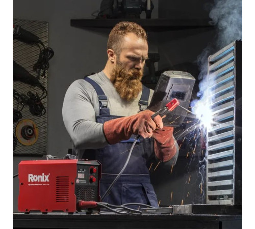 Сварочный аппарат Ronix 200А (RH-4604)