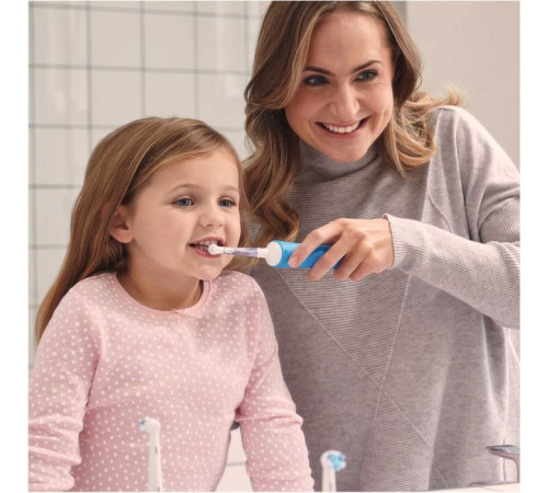 Насадка для зубной щетки Oral-B Kids Frozen II, 2 шт (4210201383994)