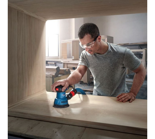 Шлифовальная машина Bosch GEX 125-1 AE 250Вт, 125 мм, 7500-12000об/мин (0.601.3A8.020)