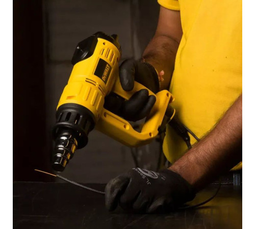Строительный фен DeWALT 2000 Вт, 50-600 C, LCD (D26414)