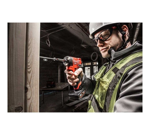 Гайковерт Milwaukee 1/4