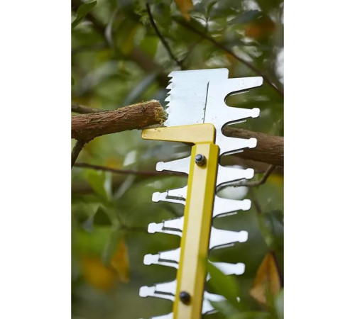 Кусторез Stanley FatMax, 20 В, 4 Ач, длина ножа 55 см (SFMCHT855M1)