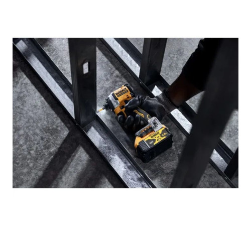 Шуруповерт DeWALT 18 В XR Li-Ion, 2x5Ah, бесщеточный, 206 Нм, 3250 об/мин, TSTAK (DCF850P2T)