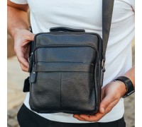 Сумка через плечо из натуральной кожи 22х24х6 / мессенджер для активного мужчины, черный