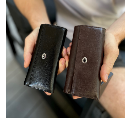 Черная ключница из натуральной кожи с отделением для денег ST Leather B416