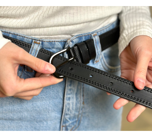 Класичний чорний ремінь 7096