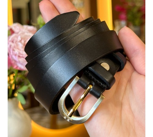 Шкіряний жіночий ремінь в чорному кольорі 6094