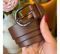 Шкіряний жіночий ремінь в коричневому кольорі 6081